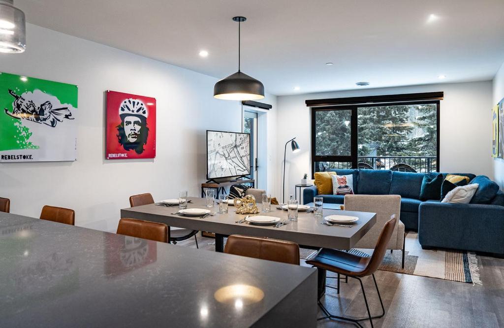 Revel In The Stoke By Revelstoke Vacations Apartment Exterior foto