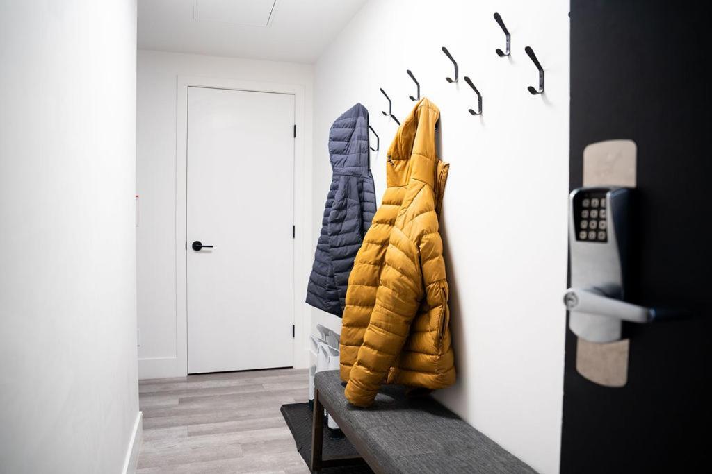 Revel In The Stoke By Revelstoke Vacations Apartment Exterior foto