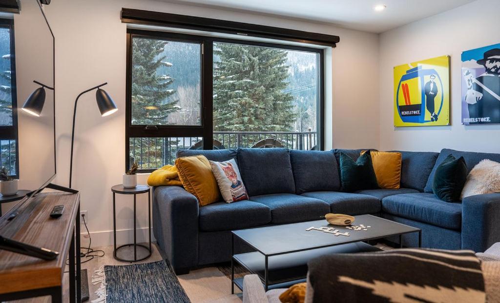 Revel In The Stoke By Revelstoke Vacations Apartment Exterior foto