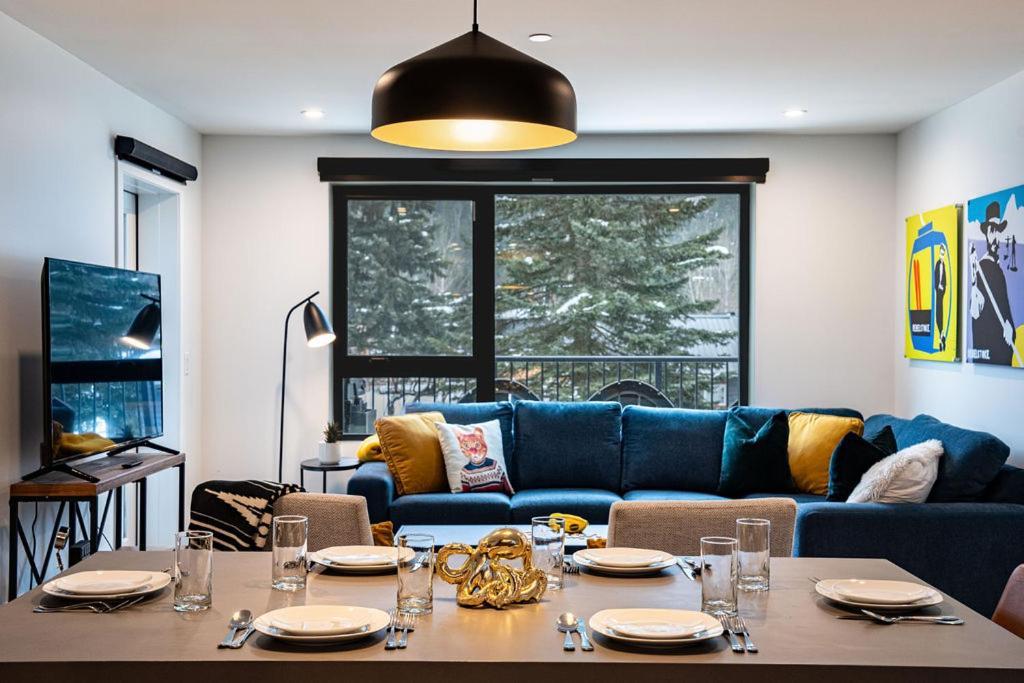 Revel In The Stoke By Revelstoke Vacations Apartment Exterior foto